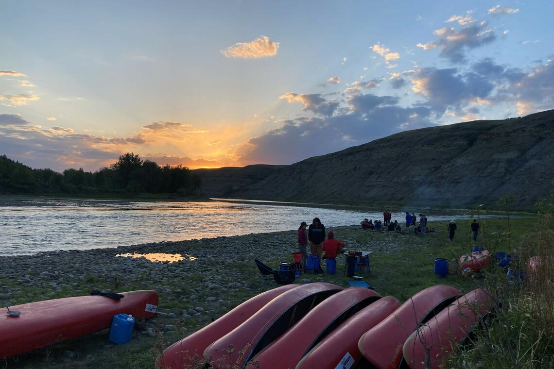 Outdoor Camp - Canoe