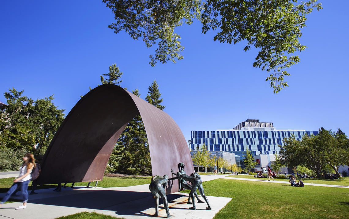 UCalgary outdoor green space