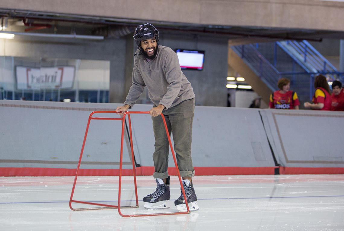 Olympic Oval public skating with a balance device