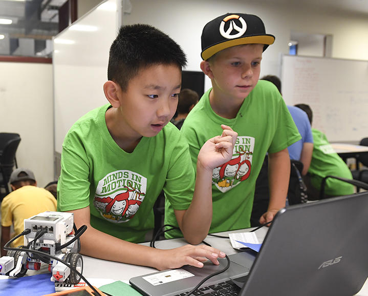 Minds in Motion camp with University of Calgary