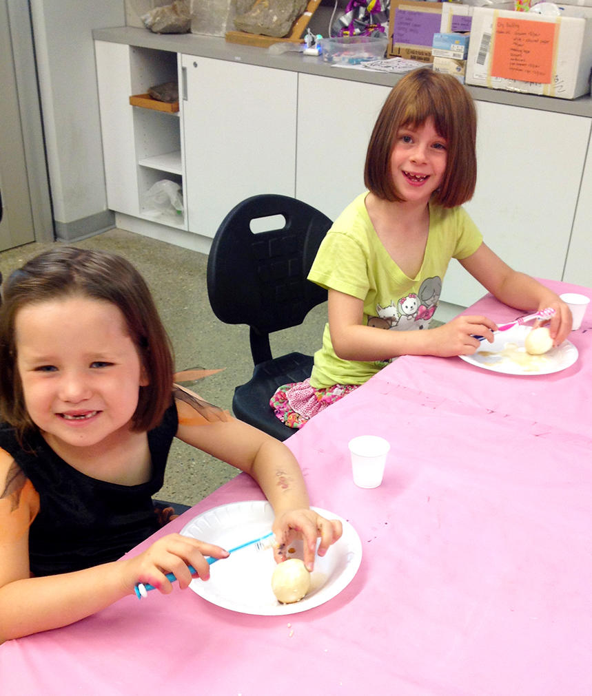 UCalgary Minds in Motion - Egg Staining Experiment